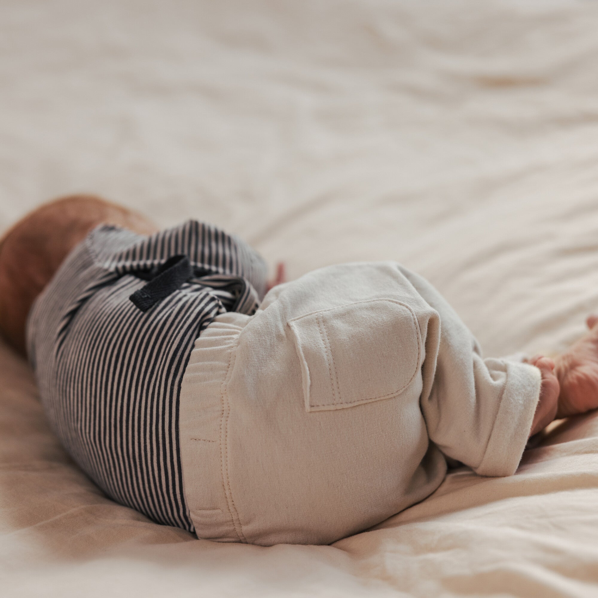 BABY SWEAT PANTS CASHMERE-BLEND